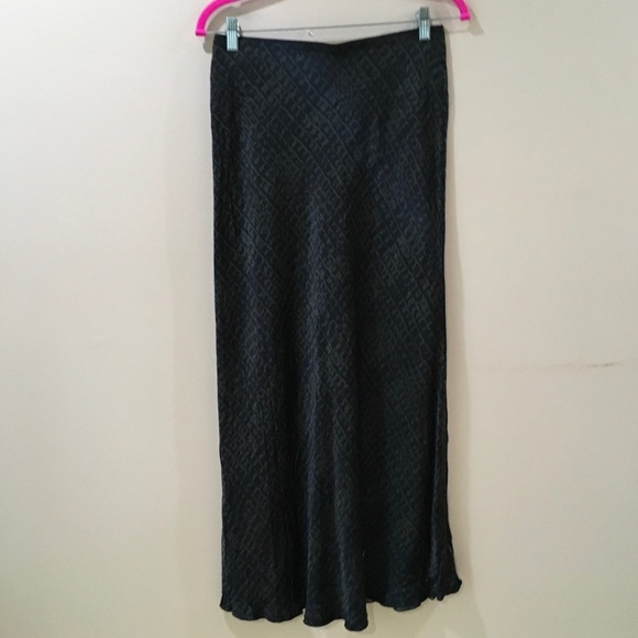 ZARA midi skirt SATIN Printed ZW COLLECTION Rustic Black Size Xs Womens - Picture 5 of 8